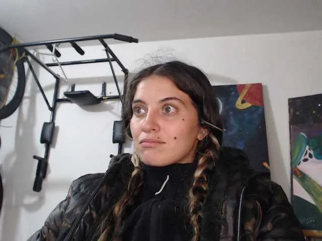 Live sex webcam photo for mariecam420 #291748434