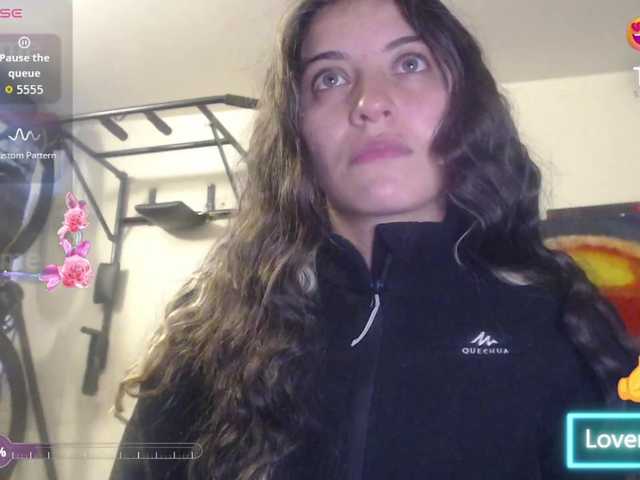 Live sex webcam photo for mariecam420 #291853894