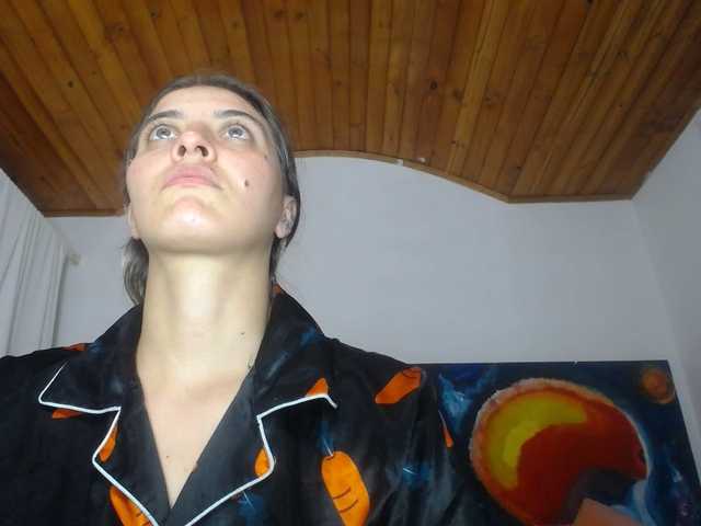 Live sex webcam photo for mariecam420 #292203771