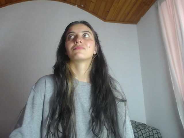 Live sex webcam photo for mariecam420 #292382895