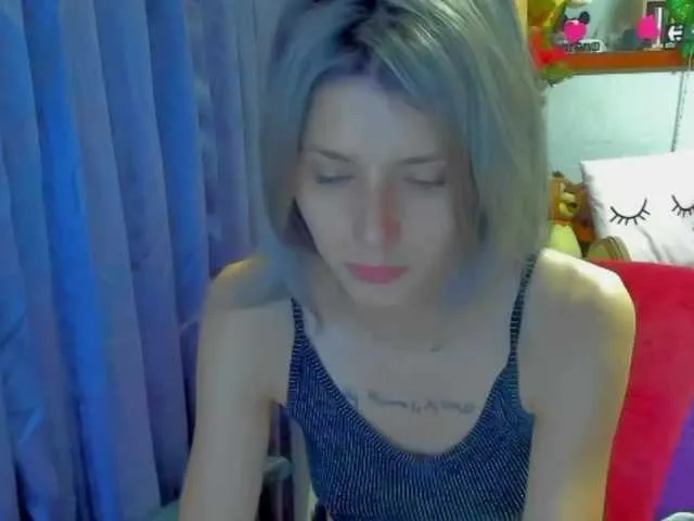 Live sex webcam photo for mariemarie03 #272237326