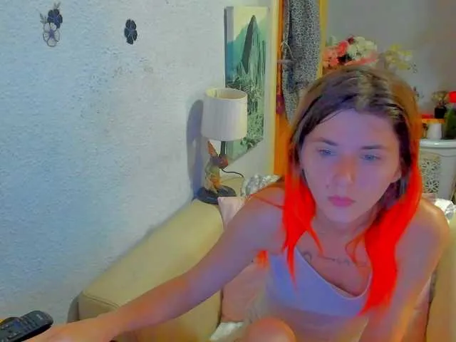 Live sex webcam photo for mariemarie03 #277635904