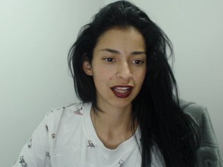 Live sex webcam photo for marihanadirty #223489238