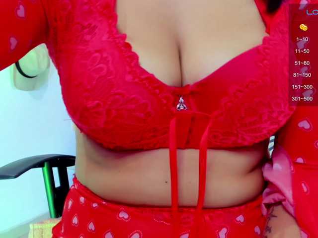 Live sex webcam photo for marilyndanger #277844452