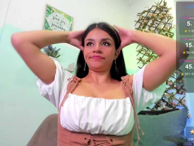 Live sex webcam photo for marilyndanger #278302376