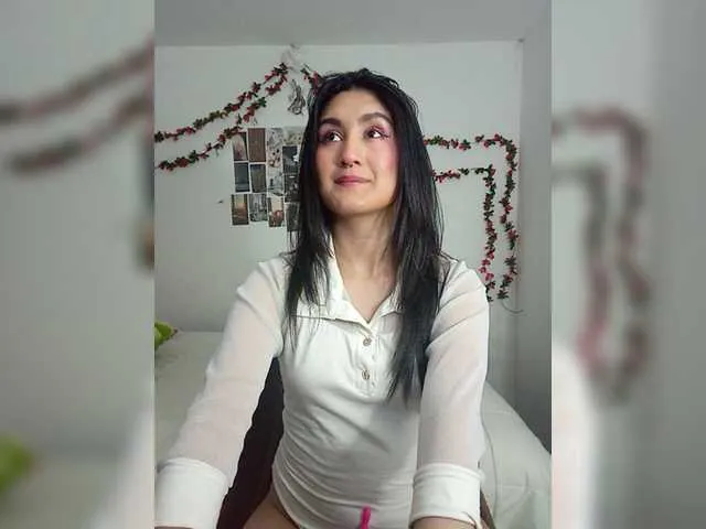 Live sex webcam photo for marilyngoodm #274389370
