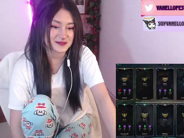 Live sex webcam photo for marilyngoodm #276939146