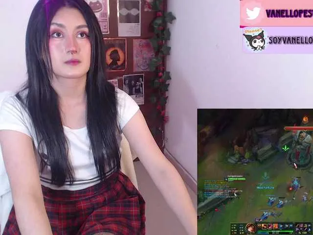 Live sex webcam photo for marilyngoodm #277038884