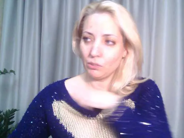 Live sex webcam photo for mariska-kiska #276739979