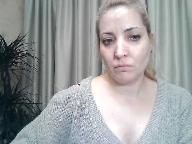 Live sex webcam photo for mariska-kiska #277202359