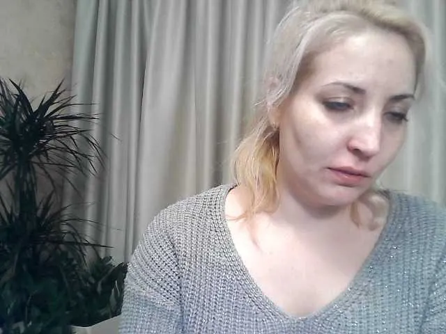 Live sex webcam photo for mariska-kiska #277278731