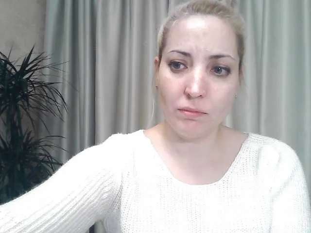 Live sex webcam photo for mariska-kiska #277382200