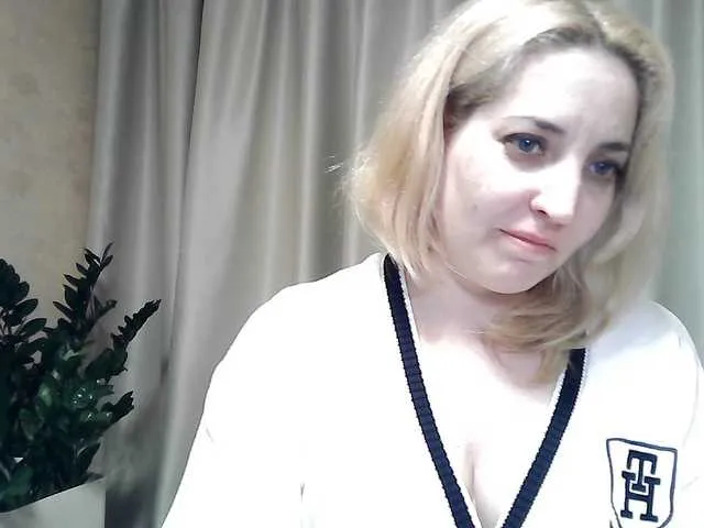 Live sex webcam photo for mariska-kiska #290910808