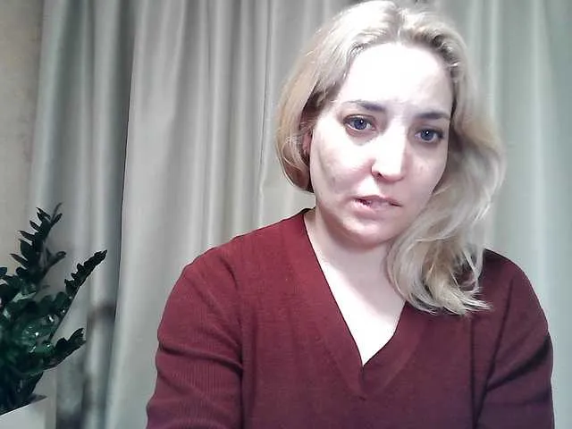 Live sex webcam photo for mariska-kiska #290952947