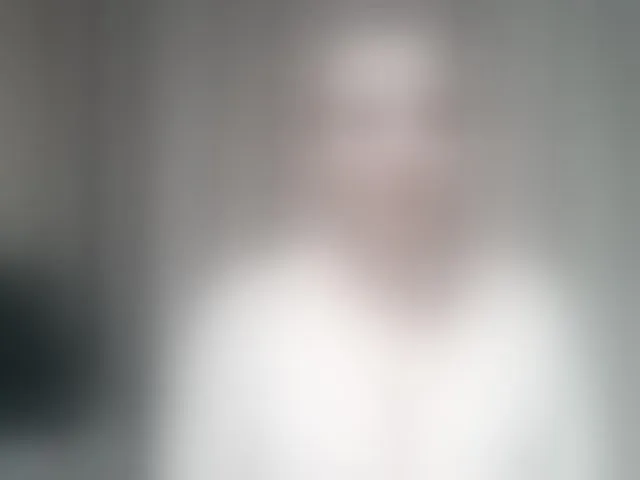 Live sex webcam photo for mariska-kiska #293016130
