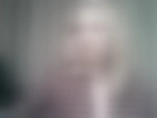 Live sex webcam photo for mariska-kiska #293172384