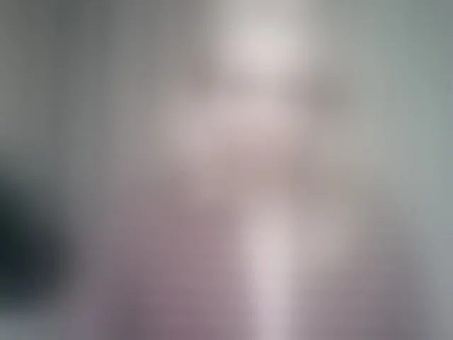 Live sex webcam photo for mariska-kiska #293531445