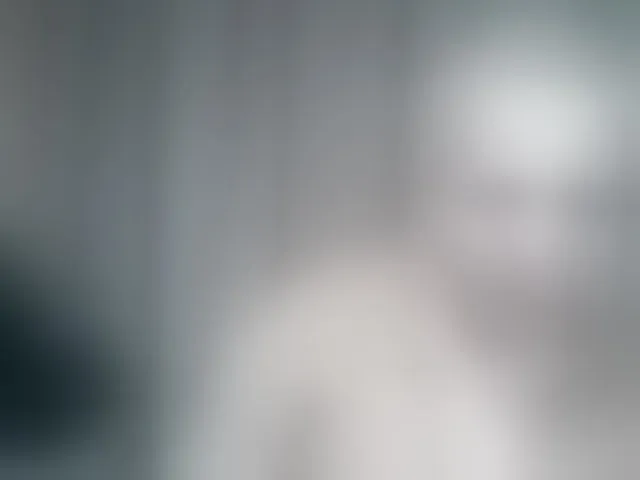 Live sex webcam photo for mariska-kiska #293597319