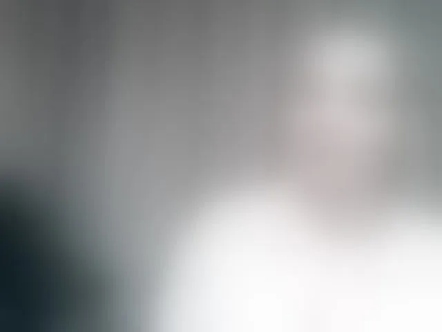 Live sex webcam photo for mariska-kiska #293698084
