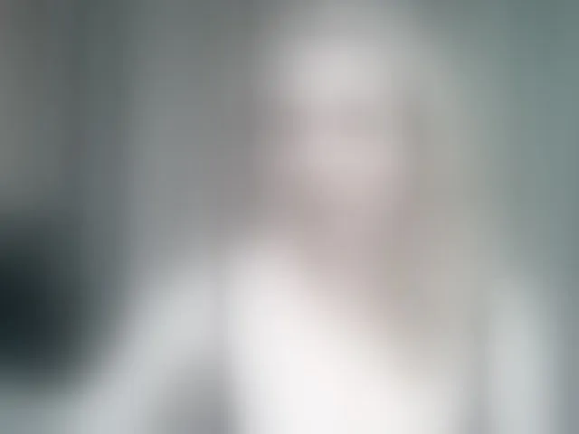 Live sex webcam photo for mariska-kiska #294037076