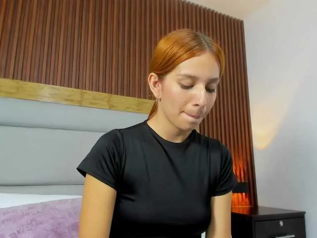 Live sex webcam photo for maroly-21 #291841118