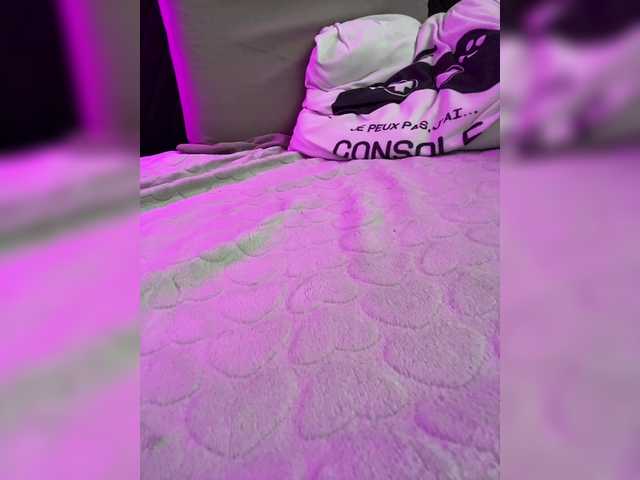 Live sex webcam photo for marry888 #290394100