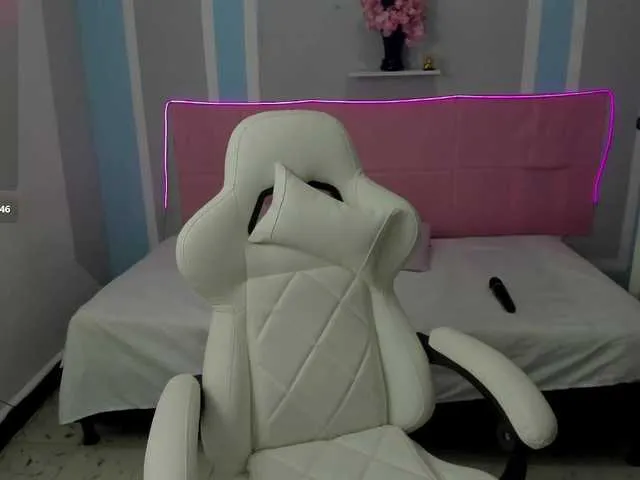 Live sex webcam photo for marsmith1 #291607418