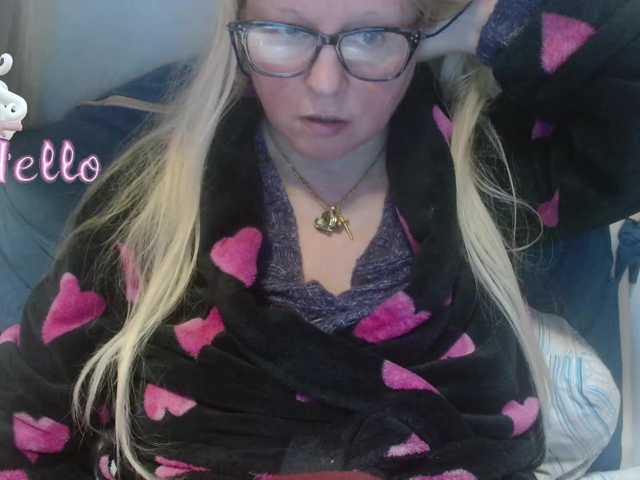 Live sex webcam photo for martachatte19 #277066124