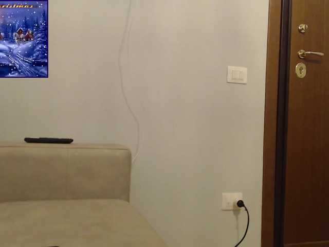 Live sex webcam photo for martachatte19 #290237831