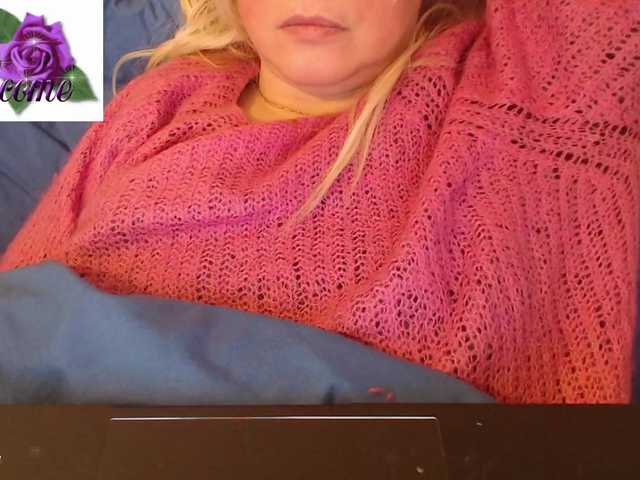 Live sex webcam photo for martachatte19 #290381403