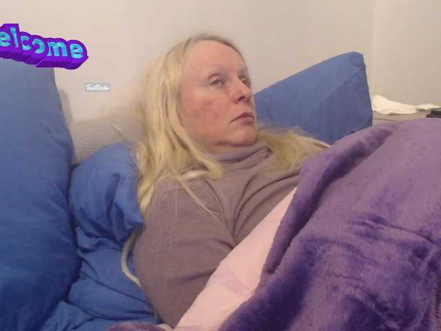 Live sex webcam photo for martachatte19 #290552794