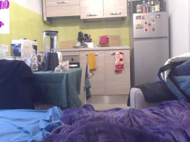 Live sex webcam photo for martachatte19 #290684285