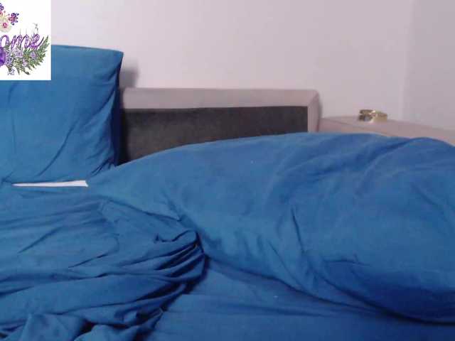 Live sex webcam photo for martachatte19 #291359820