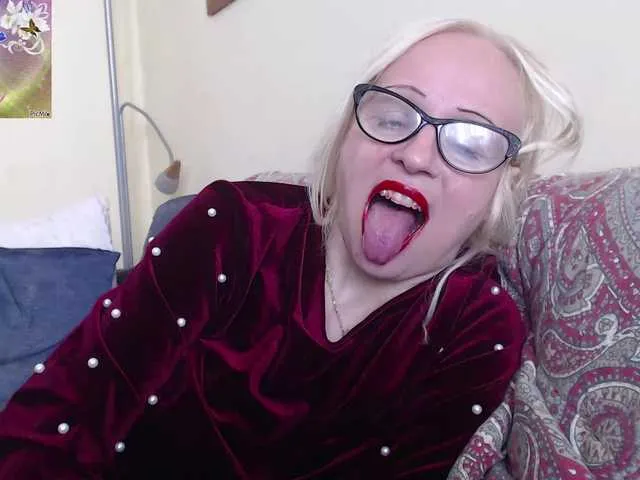 Live sex webcam photo for martachatte19 #292048959