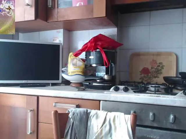 Live sex webcam photo for martachatte19 #292066713