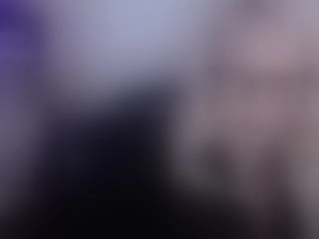 Live sex webcam photo for martachatte19 #293108734