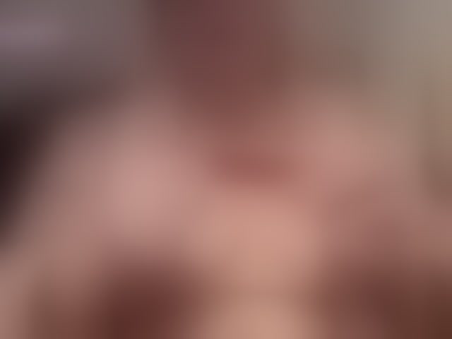 Live sex webcam photo for martachatte19 #294316175