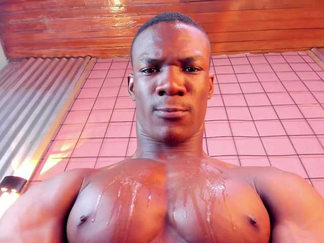 Live sex webcam photo for martin-killerx #291305244