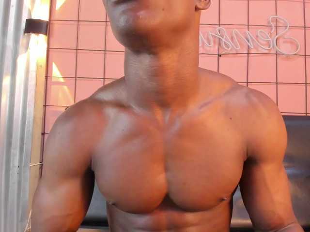 Live sex webcam photo for martin-killerx #291363467