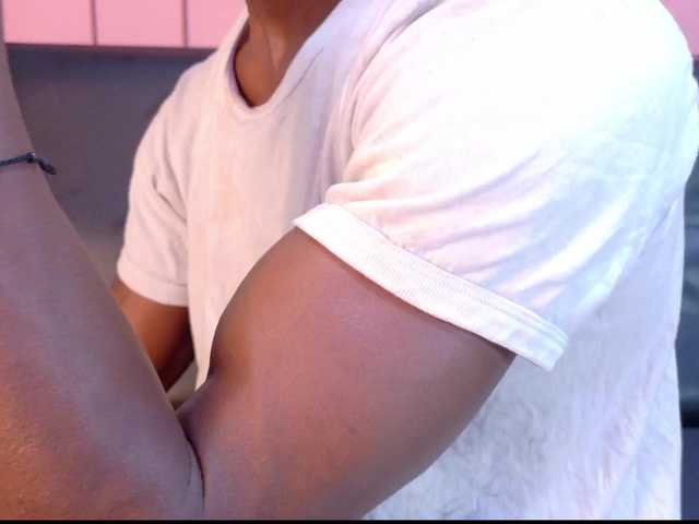 Live sex webcam photo for martin-killerx #292280972