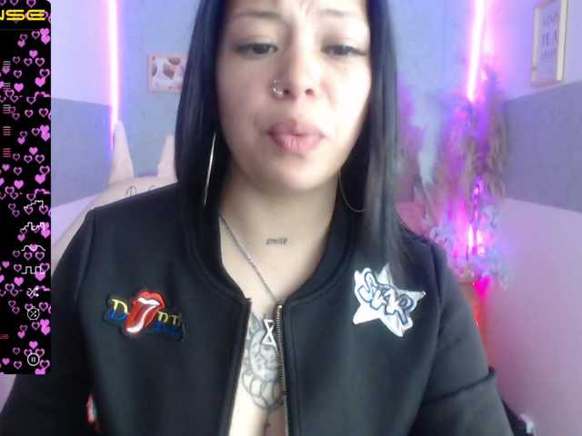 Live sex webcam photo for martina-tay #275719711