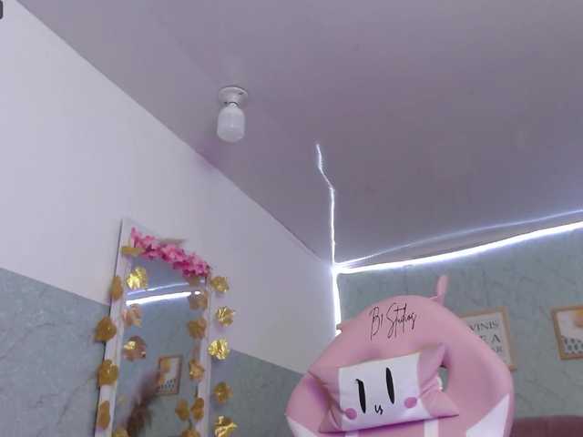 Live sex webcam photo for martina-tay #276017700