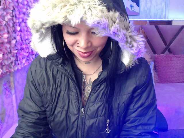 Live sex webcam photo for martina-tay #276174836