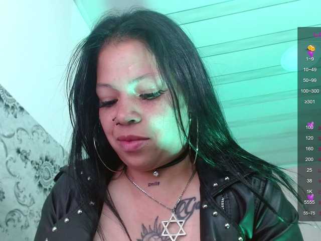 Live sex webcam photo for martina-tay #276202572