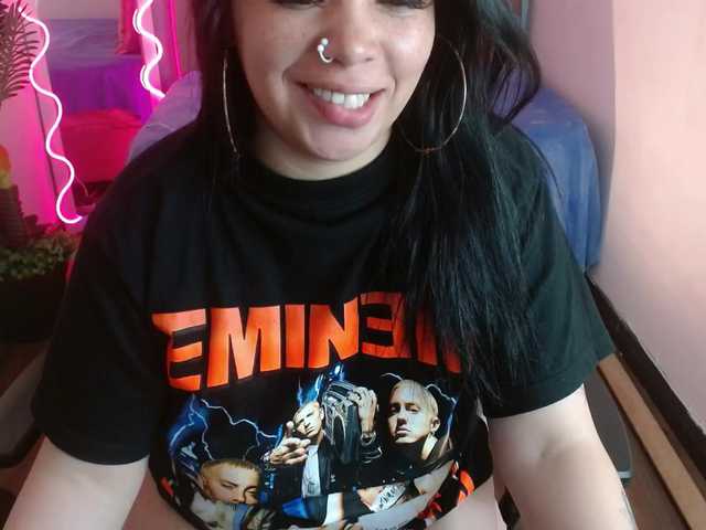 Live sex webcam photo for martina-tay #277835092