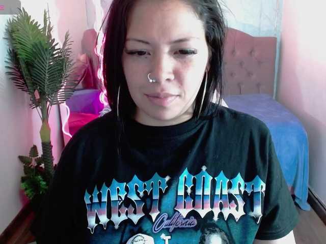 Live sex webcam photo for martina-tay #277950033