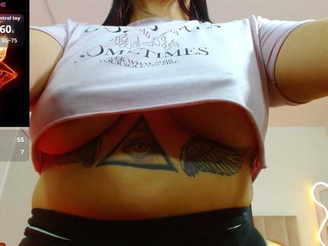 Live sex webcam photo for martina-tay #291653298