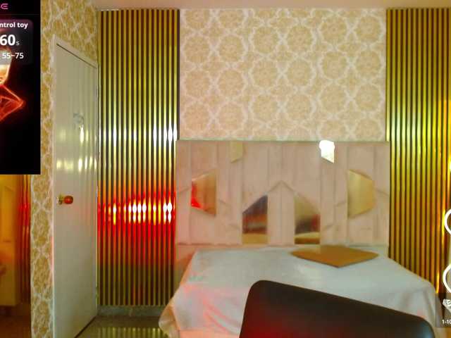 Live sex webcam photo for martina-tay #291738013