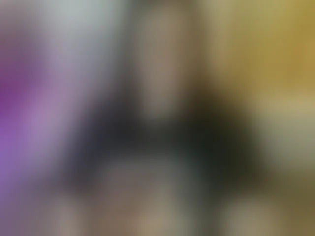 Live sex webcam photo for martina-tay #293952461