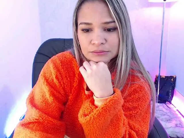 Live sex webcam photo for martinapurple #273119481